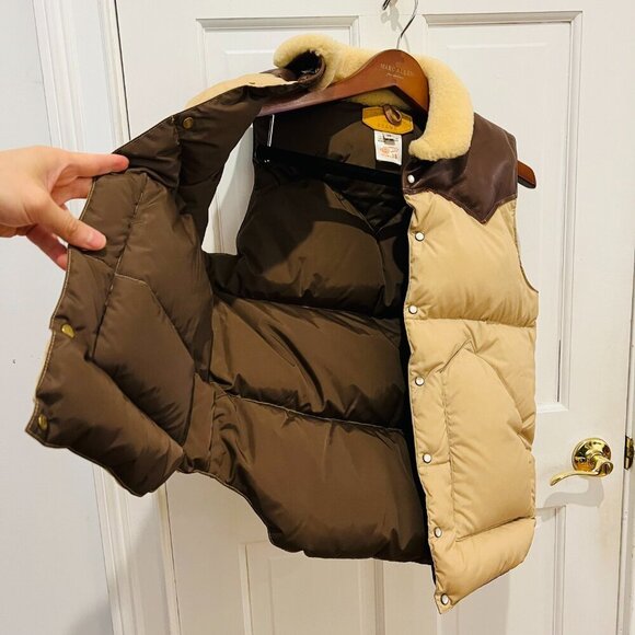 Rocky Mountain Featherbed Vest 38 / Medium Rare With Dark Horse Hide Yoke - Picture 3 of 16